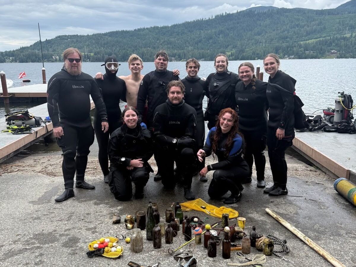 Shannon Point Marine Center, Western Washington University scientific divers cleaning up Lake Whatcom. 
